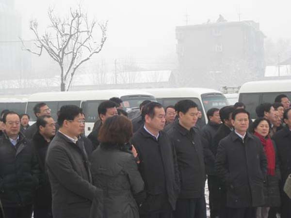 濟(jì)南市市委、市政府領(lǐng)導(dǎo)視察我院承建的歷史建筑保護(hù)工程