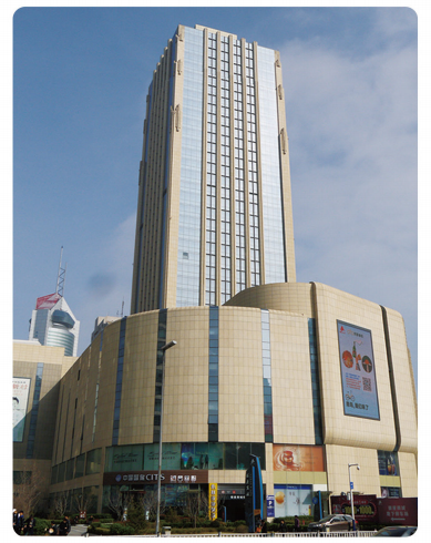 青島某超高層辦公樓地下室抗浮加固，主體施工至3層時發(fā)生地下室上浮事故，采用抗浮錨桿進(jìn)行加固。(2012年)